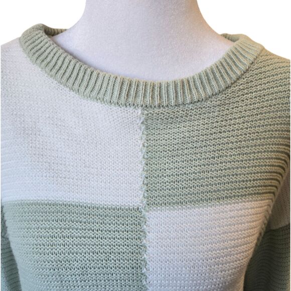 Moon & Madison Green White Knit Cropped Sweater XS - Picture 5 of 12
